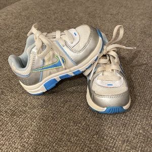 Toddler 5C Nikes